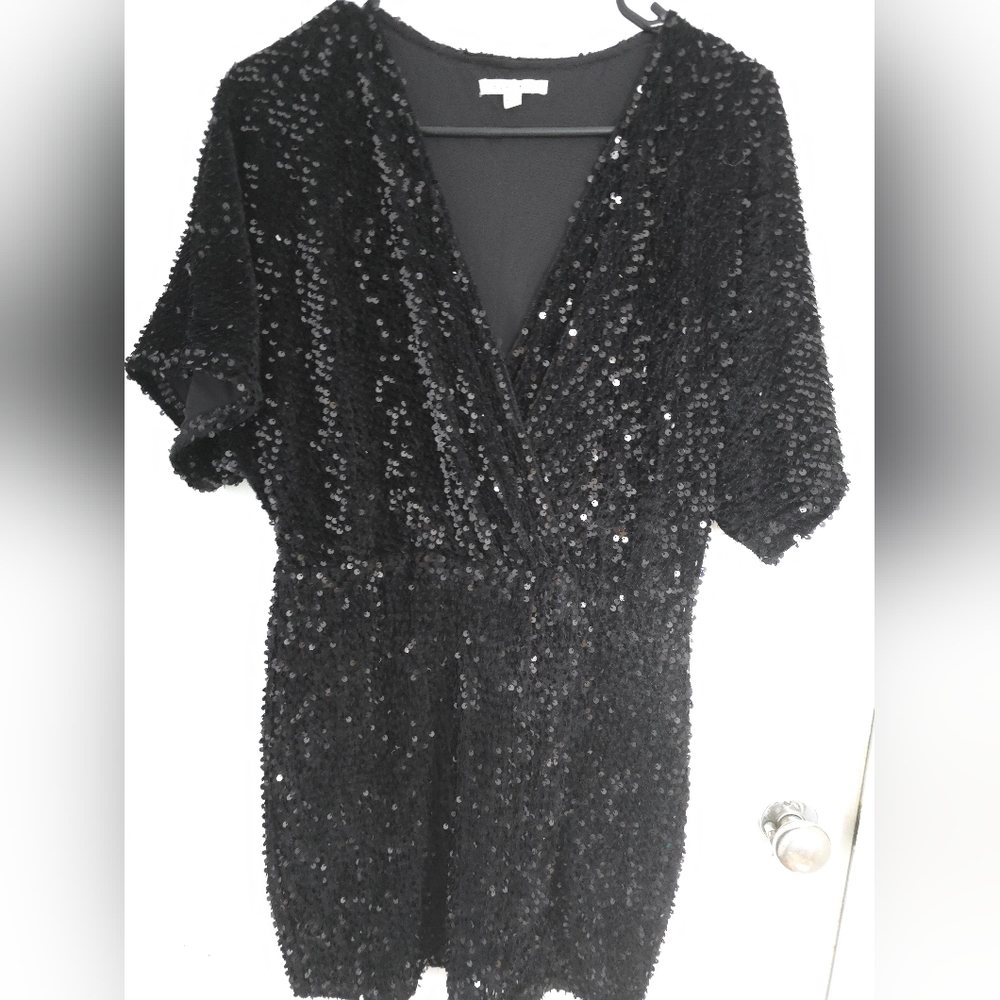 Black squin mini